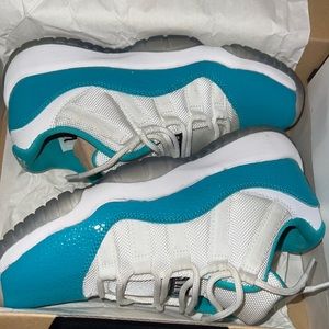 2014 Air Jordan 11 Retro Low GS 'Aqua Safari'